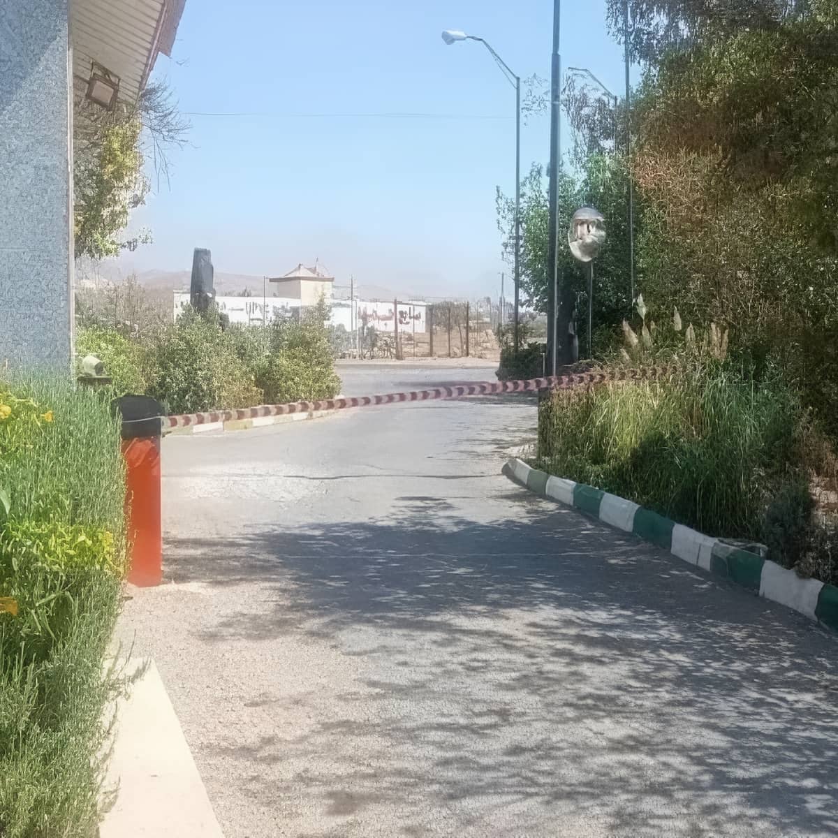 راهبند دستی ساری با قفل مکانیکی برای کنترل مسیر راهبند دستی ساری با قفل مکانیکی برای کنترل مسیر