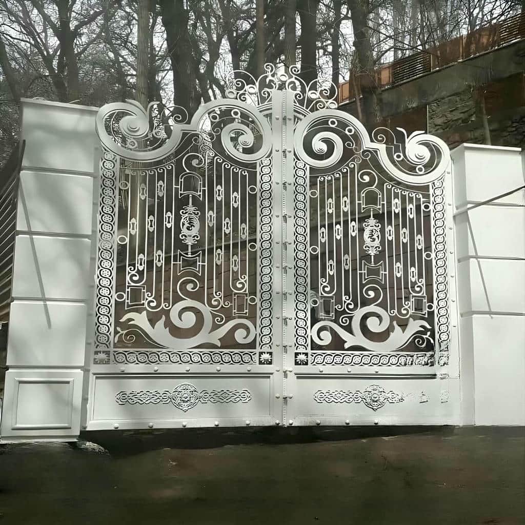 درب حیاط شاسی سنگین کشویی ماشین رو در ساری درب حیاط شاسی سنگین کشویی ماشین رو در ساری