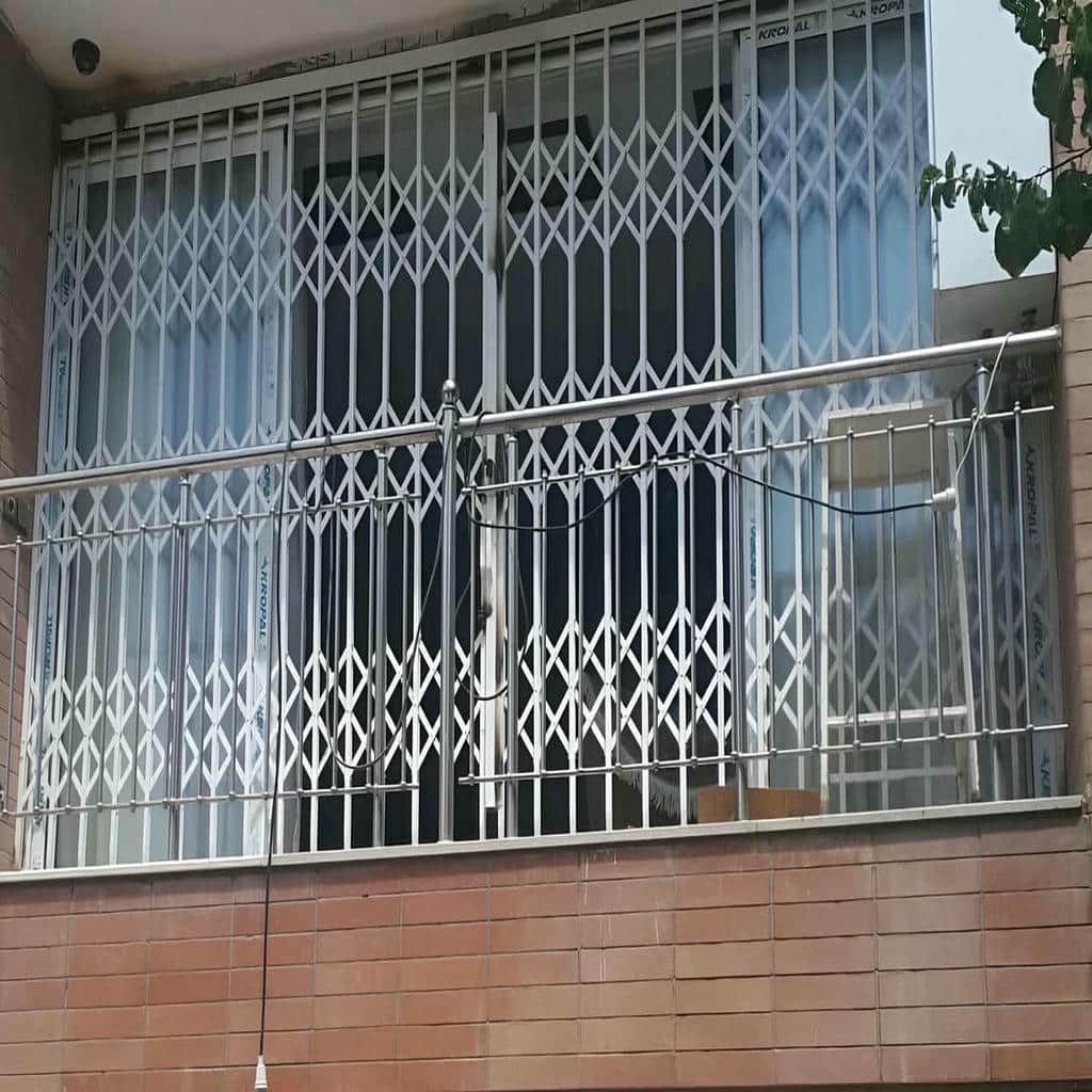 7 مدل حفاظ آکاردئونی درب واحد مسکونی در ساری