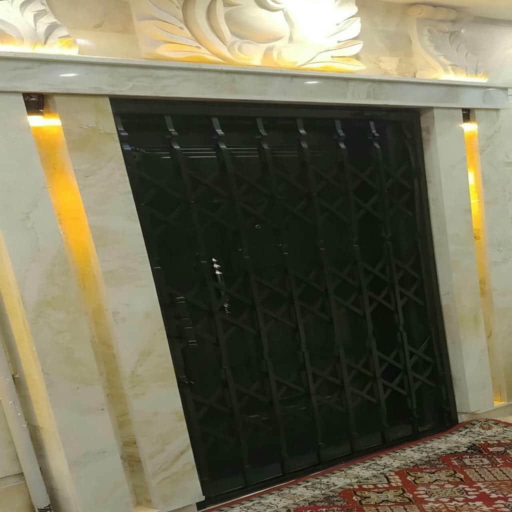 ساخت درب ریلی آکاردئونی کم جا با تسمه مناسب در ساری ساخت درب ریلی آکاردئونی کم جا با تسمه مناسب در ساری