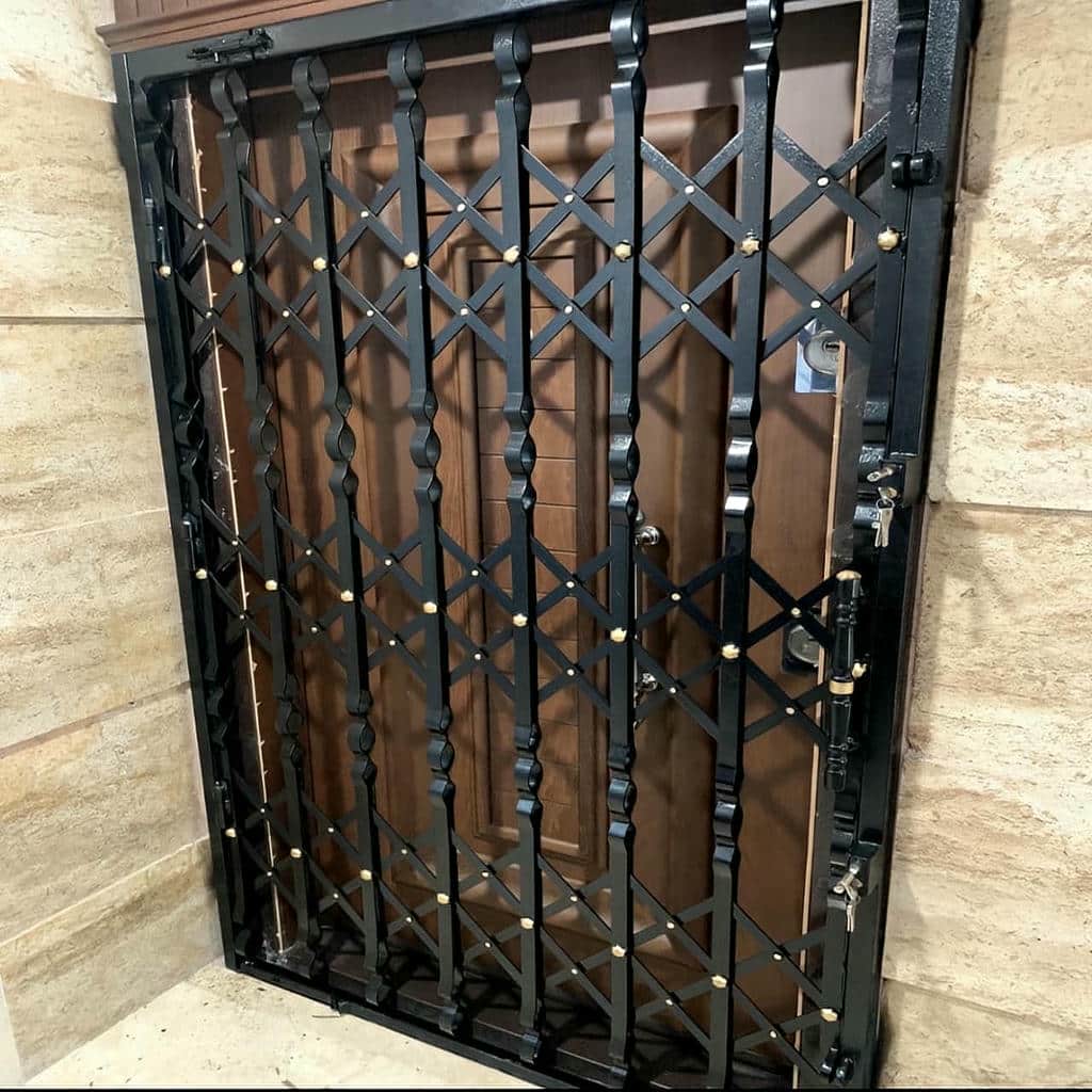 سفارش درب آکاردئونی قفل مخفی کتابی با ابعاد دلخواه در ساری