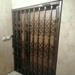 10 طرح درب آکاردئونی برای واحد اداری در ساری