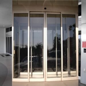 7 مدل درب اتوماتیک شیشه ای ورودی فروشگاه در ساری