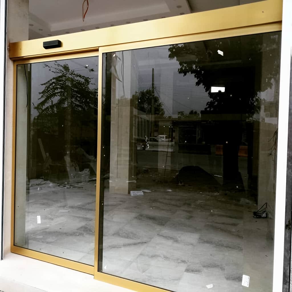 خدمات نصب سنسور درب اتوماتیک شیشه ای حرکتی در ساری