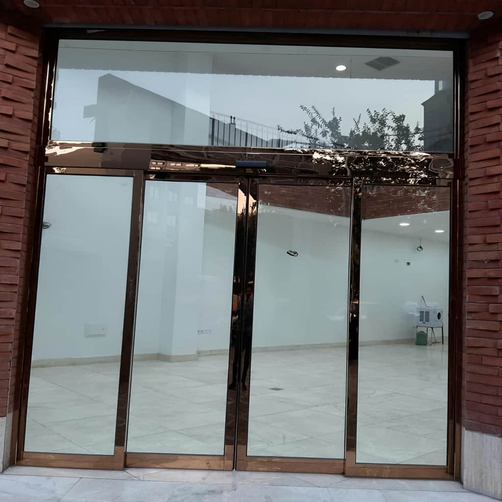 سفارش درب اتوماتیک شیشه ای تلسکوپی برای ورودی فروشگاه در ساری