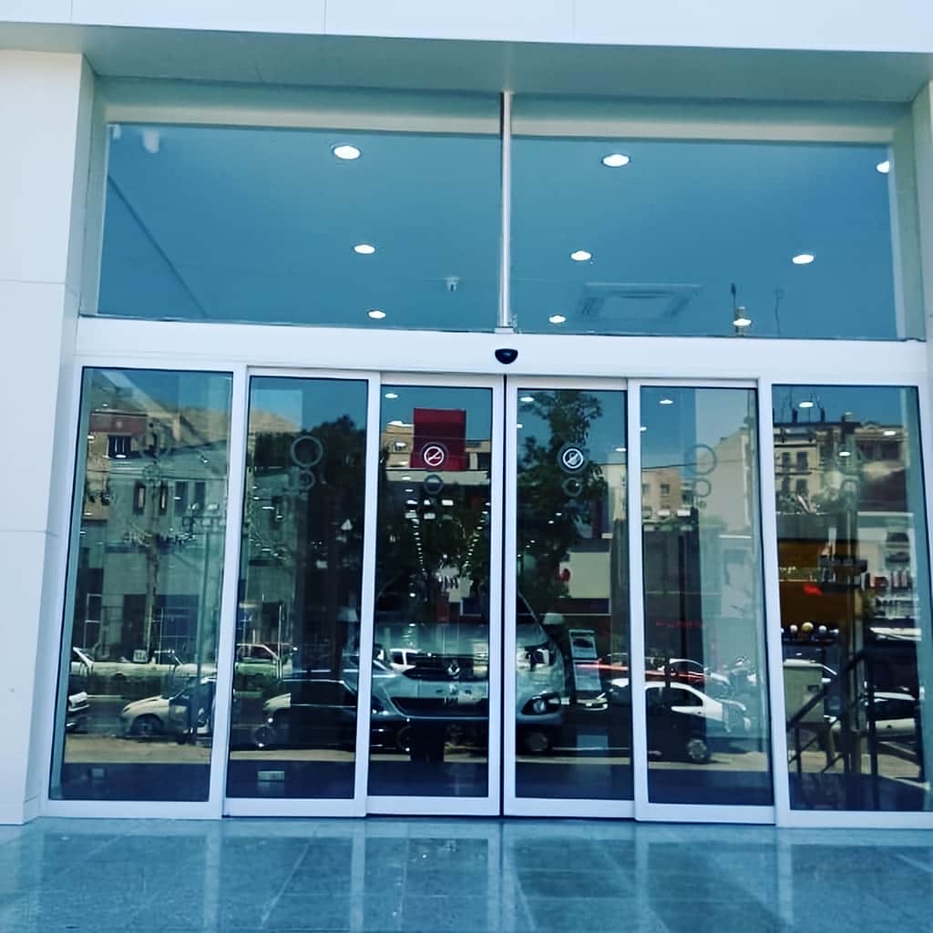 درب اتوماتیک شیشه ای دو لنگه کشویی مناسب دفتر در ساری درب اتوماتیک شیشه ای دو لنگه کشویی مناسب دفتر در ساری