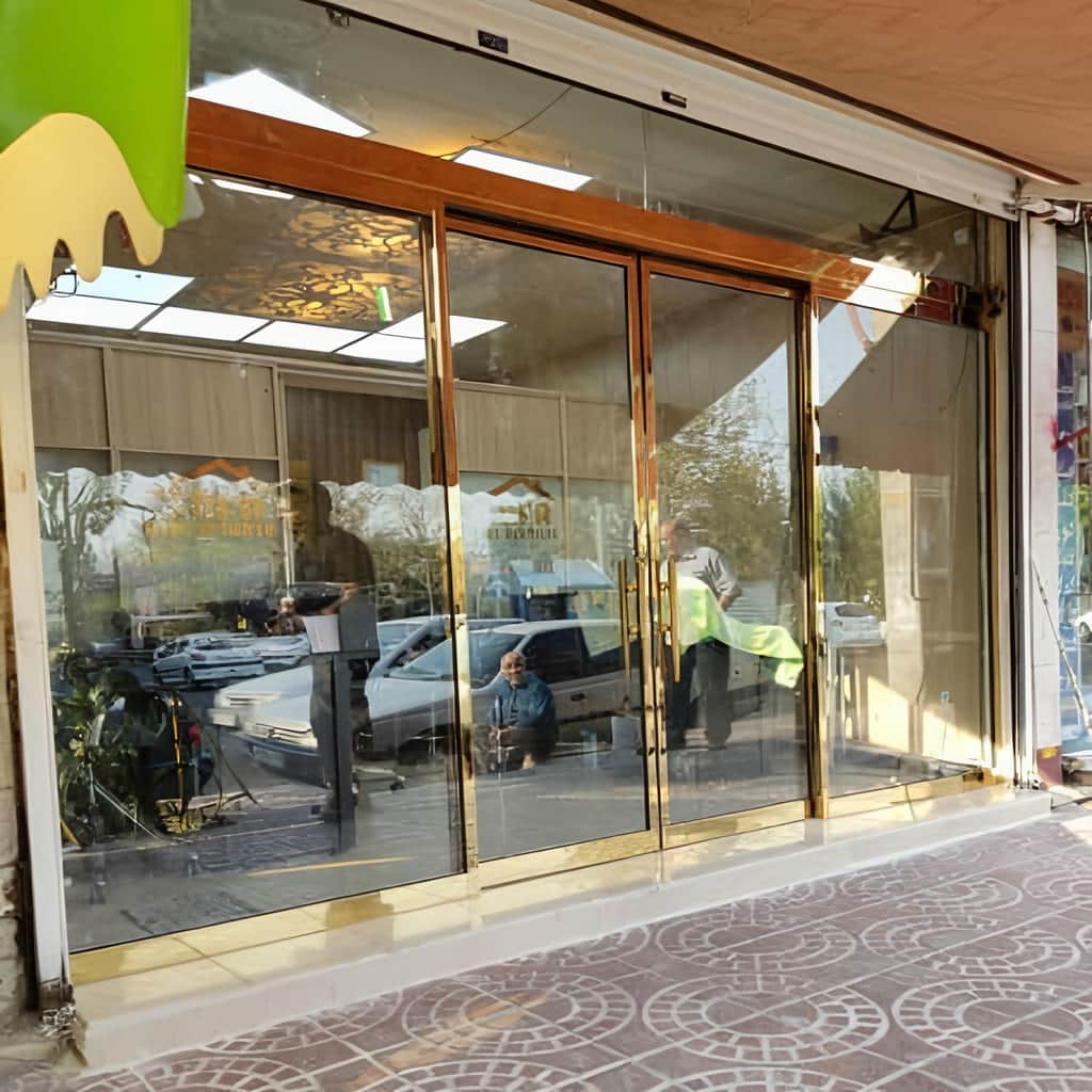 نصب اپراتور درب اتوماتیک شیشه ای تلسکوپی پرتردد در ساری نصب اپراتور درب اتوماتیک شیشه ای تلسکوپی پرتردد در ساری