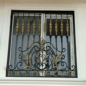 8 مدل حفاظ پنجره فرفورژه گل نرده در ساری