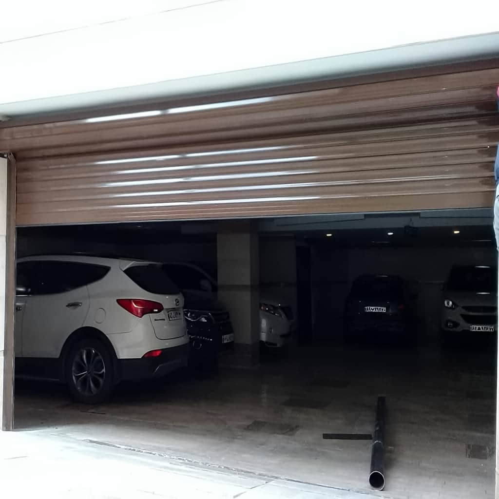 نصب درب کرکره ای پارکینگ اتوماتیک برای ورودی خودرو در ساری