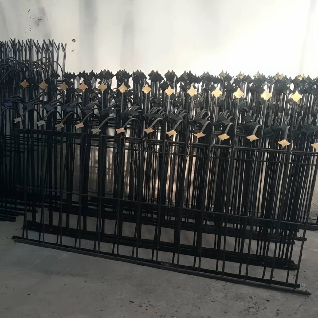 قیمت حفاظ دیوار ویلایی مدرن طرح نیزه برای سفارش در ساری قیمت حفاظ دیوار ویلایی مدرن طرح نیزه برای سفارش در ساری
