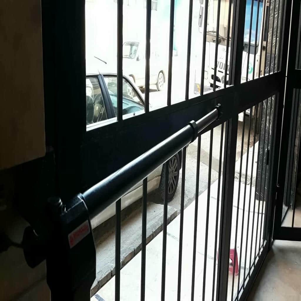 سفارش جک شاسی دار برای درب حیاط سنگین در ساری سفارش جک شاسی دار برای درب حیاط سنگین در ساری