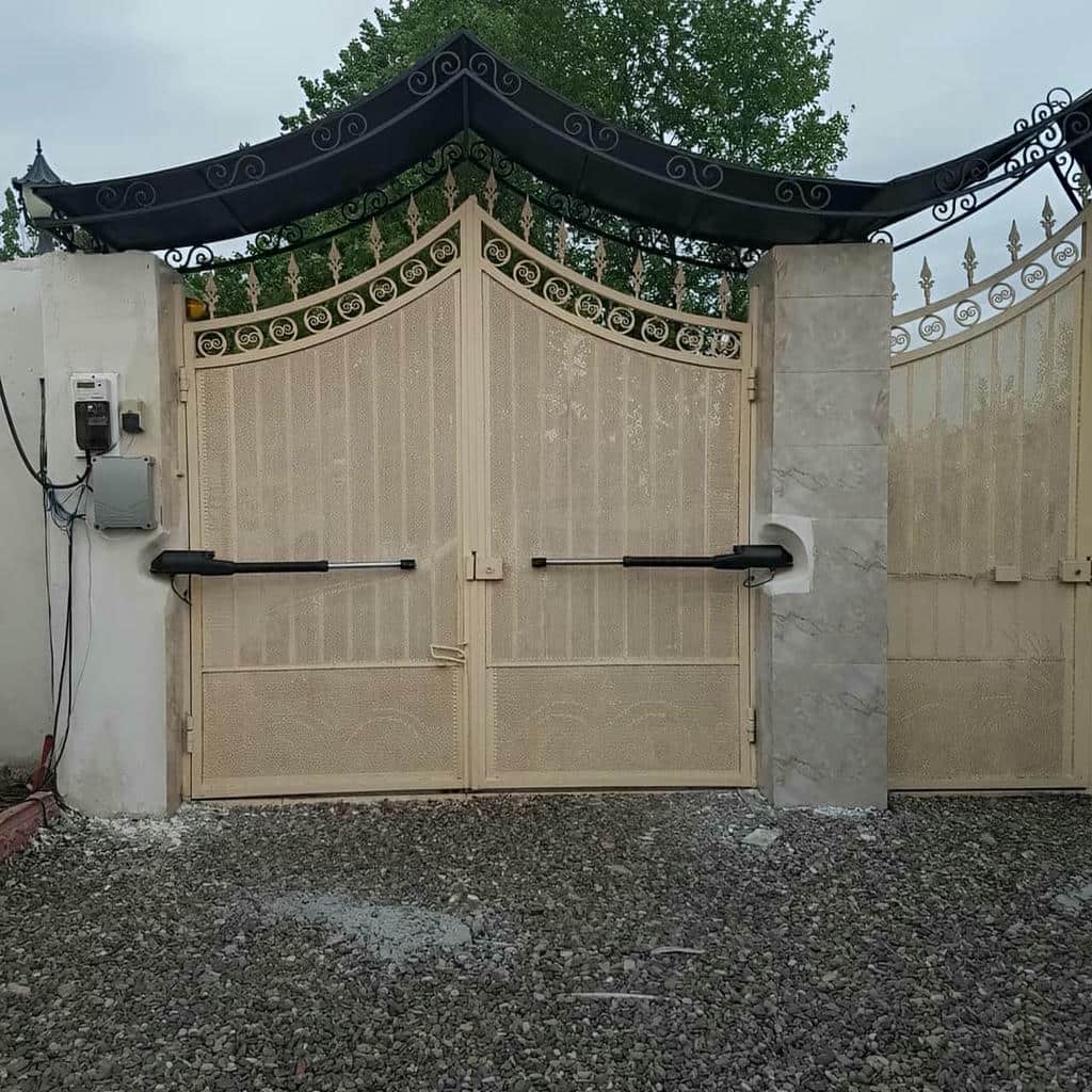 نصب درب اتوماتیک ریلی حیاط با موتور کشویی در ساری