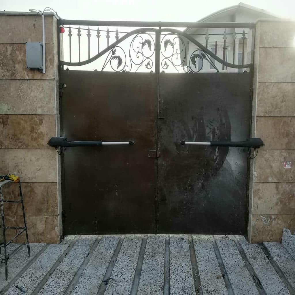 سفارش جک درب تک لنگه نفررو متناسب با وزن درب در ساری