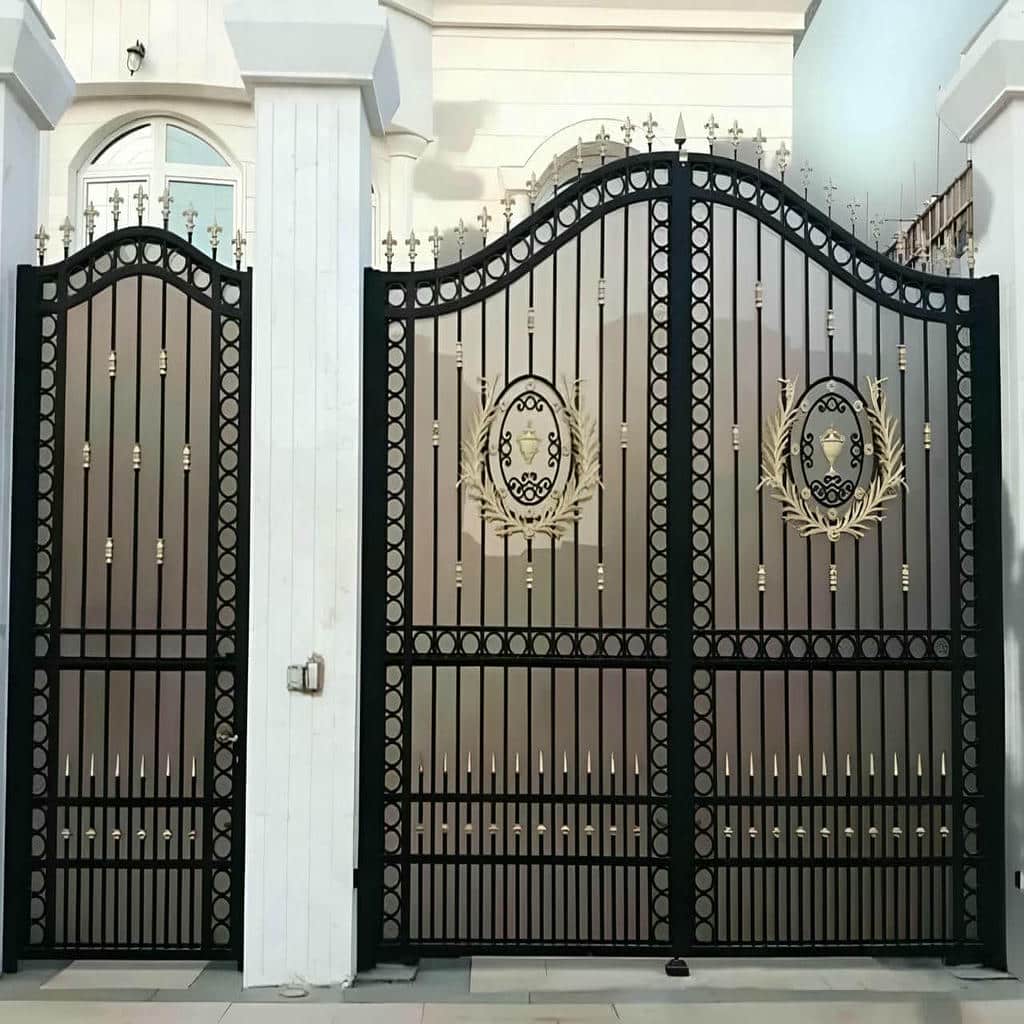 خرید درب پارکینگ آهنی ریلی مدرن در ساری خرید درب پارکینگ آهنی ریلی مدرن در ساری