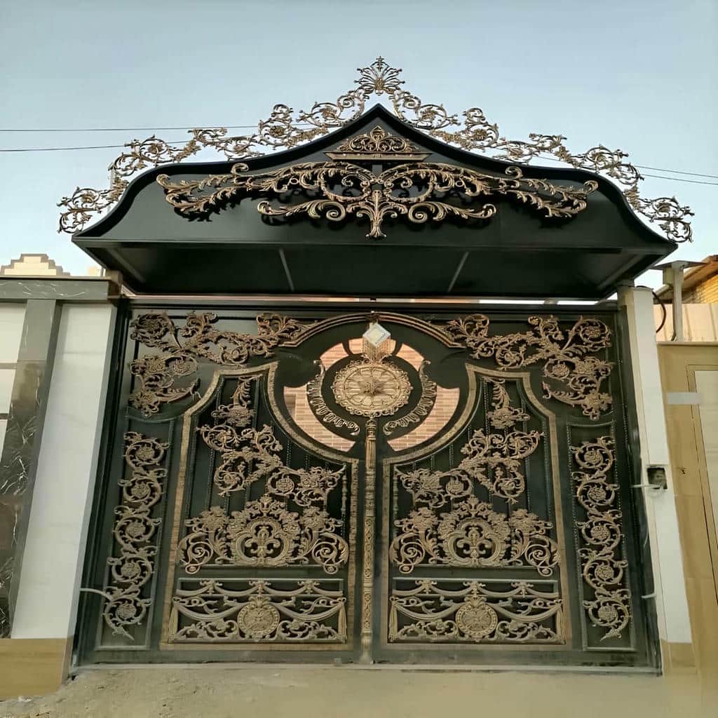 ساخت درب ویلایی قاب دار محوطه در ساری با کلاف هماهنگ