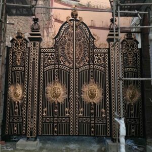 11 مدل درب پارکینگ مینیمال خطی در ساری
