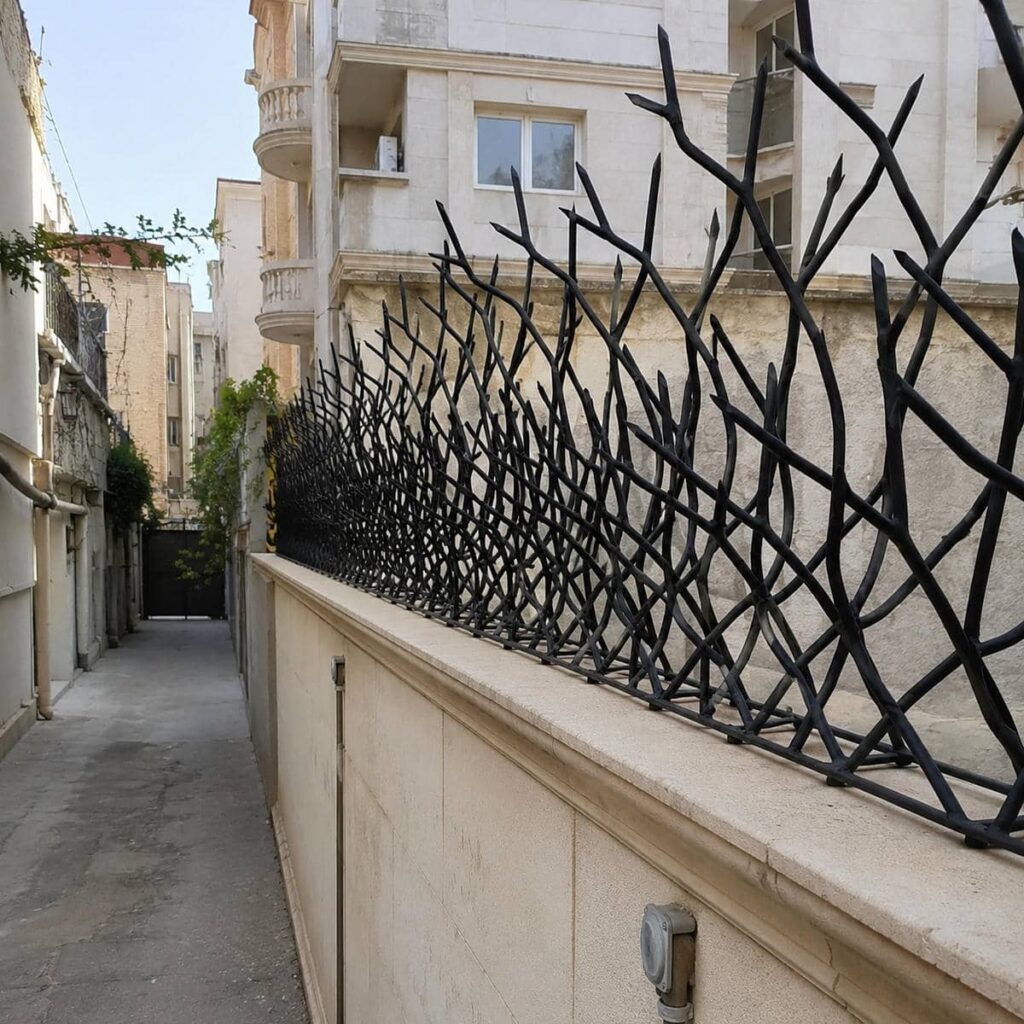تولید حفاظ دیوار ویلا هماهنگ با سنگ نما در ساری تولید حفاظ دیوار ویلا هماهنگ با سنگ نما در ساری