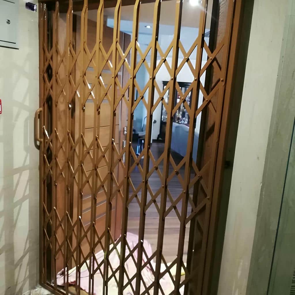 نرده آکاردئونی ساری مدل جمع شونده نرده آکاردئونی ساری مدل جمع شونده