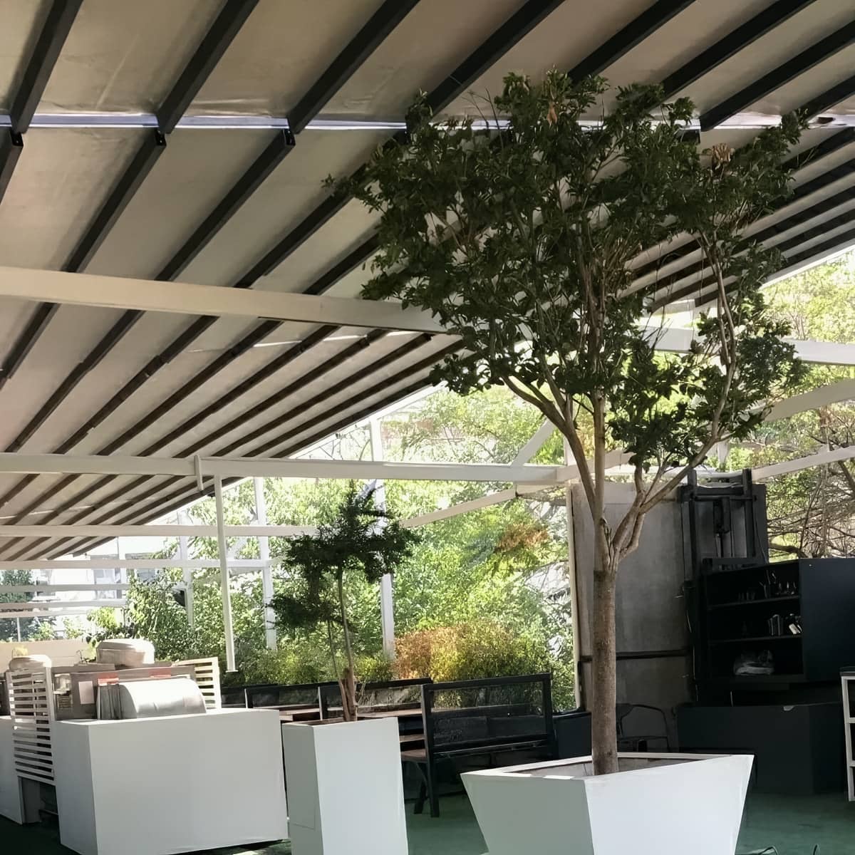 سقف متحرک پارچه ای ساری نمای کلاسیک
