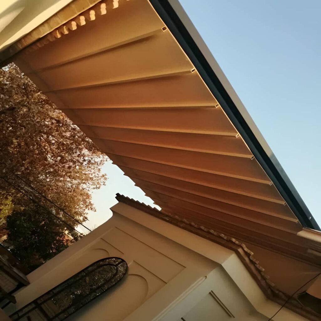 سایه بان اتوماتیک فضای ویلایی سایه بان اتوماتیک فضای ویلایی