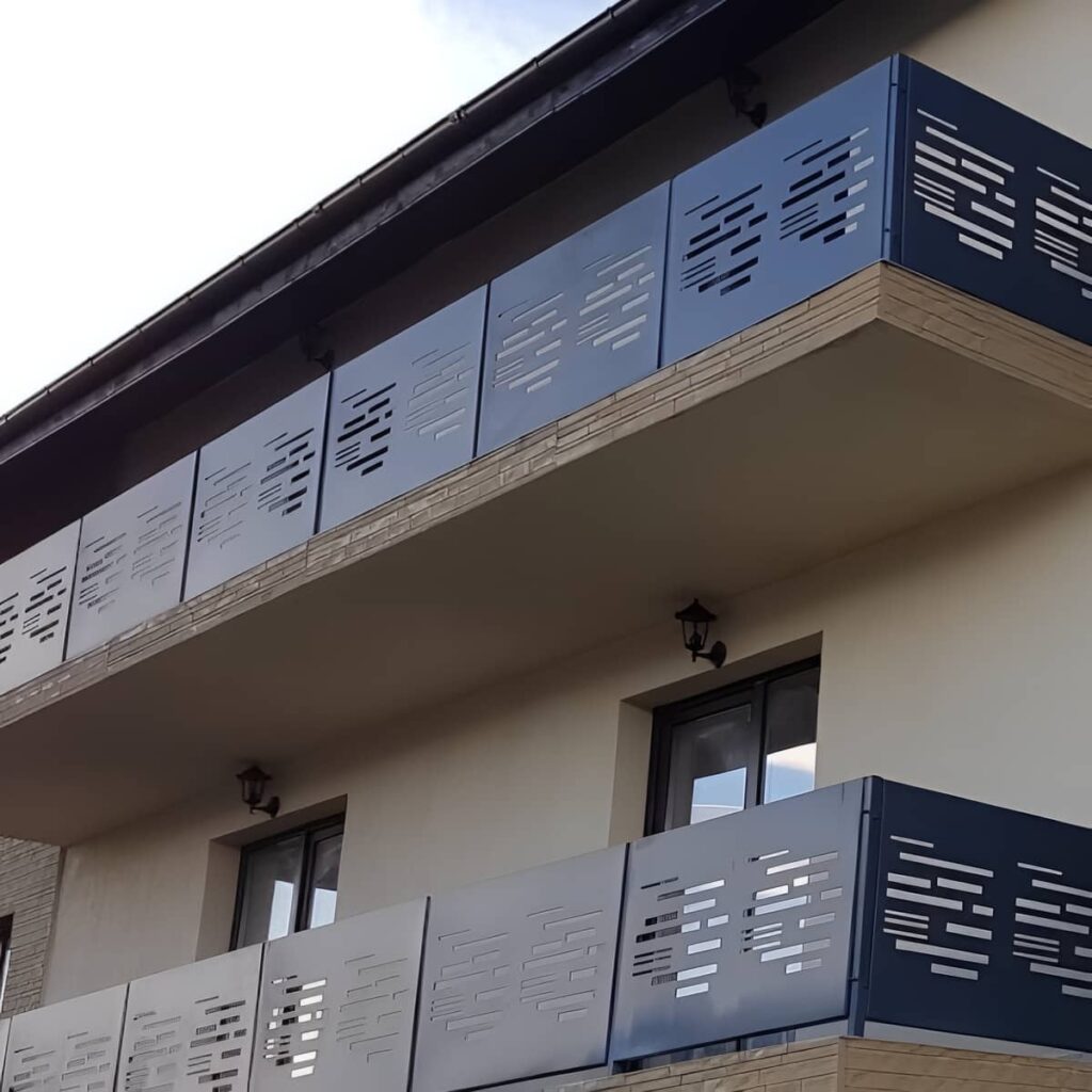 نرده بالکن مشکی ساری تراس مدرن