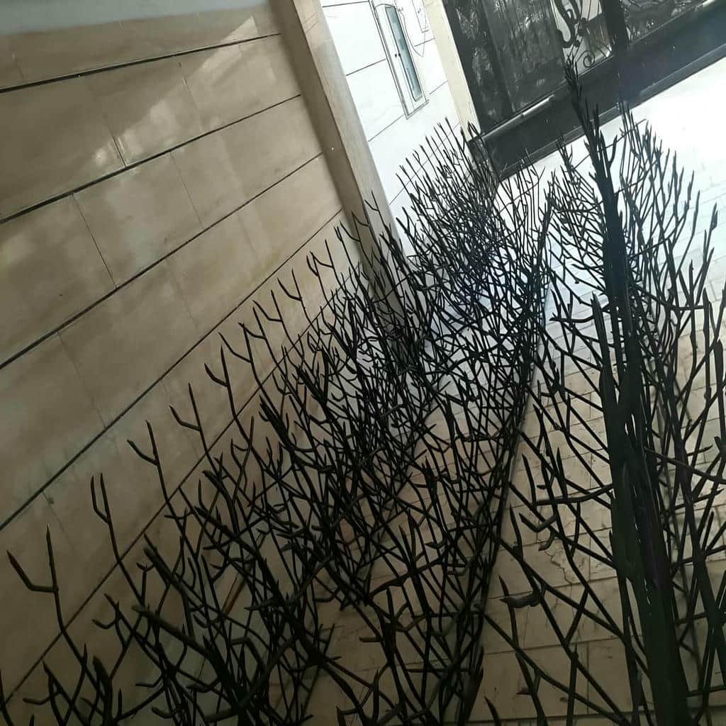حفاظ دیوار آهنی با طراحی مدرن