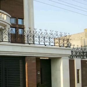 حفاظ لیلیوم ساری با طرح گلدار و پوشش رنگ