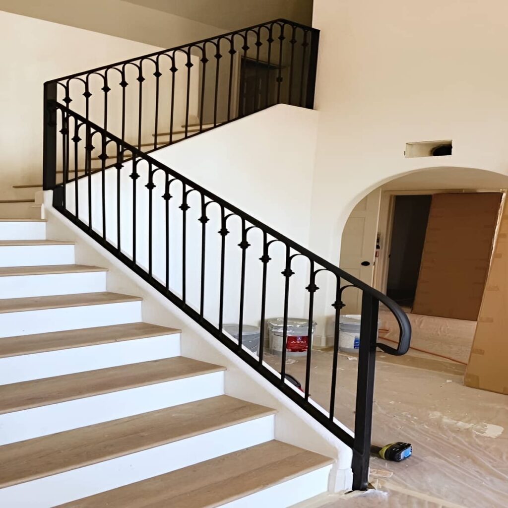 هندریل راه پله ساری با فرم کاربردی