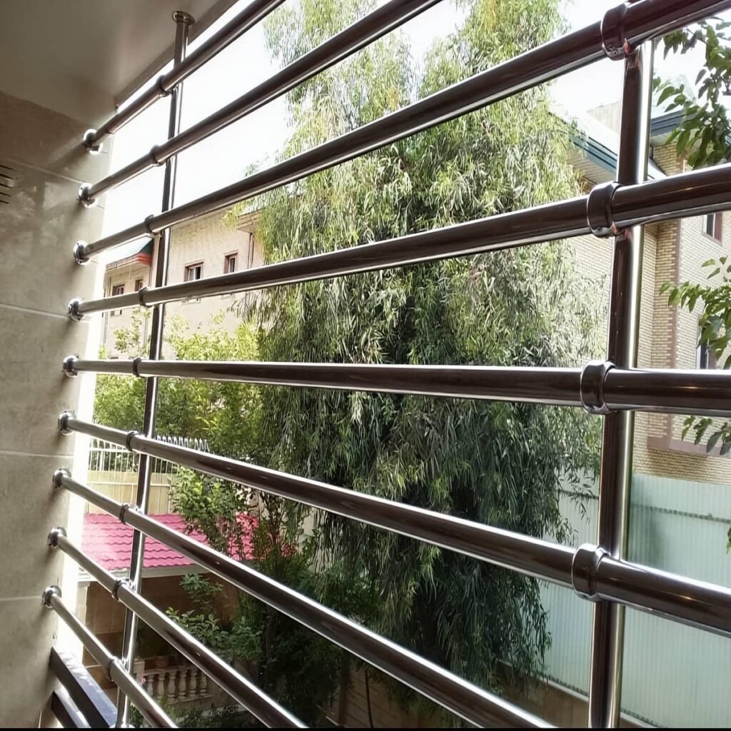 حفاظ لبه بالکن ساری با فرم ساده