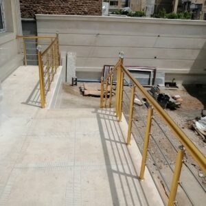 نرده دوبلکس ساری با طراحی فلزی داخلی