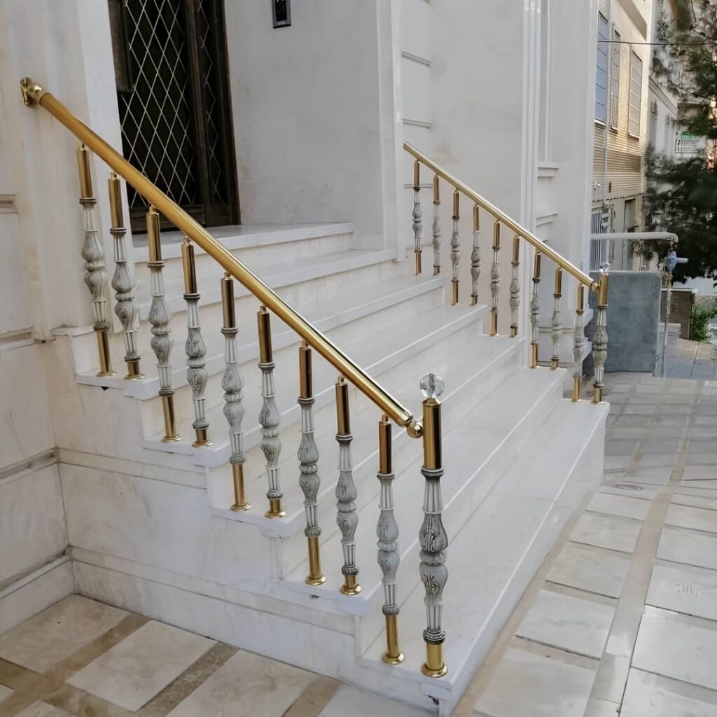 مدل استیل بالکن ساده