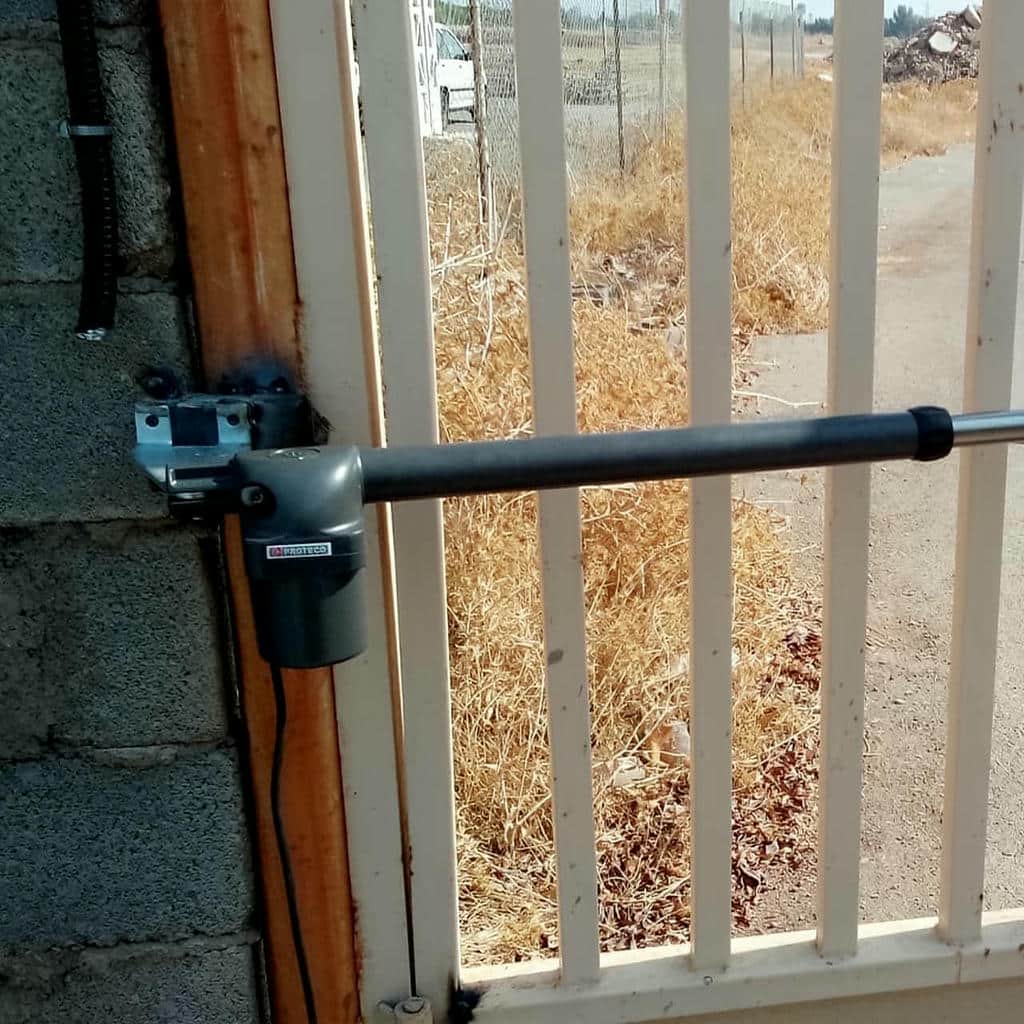 جک پارکینگی ساری ورودی ویلایی مدرن