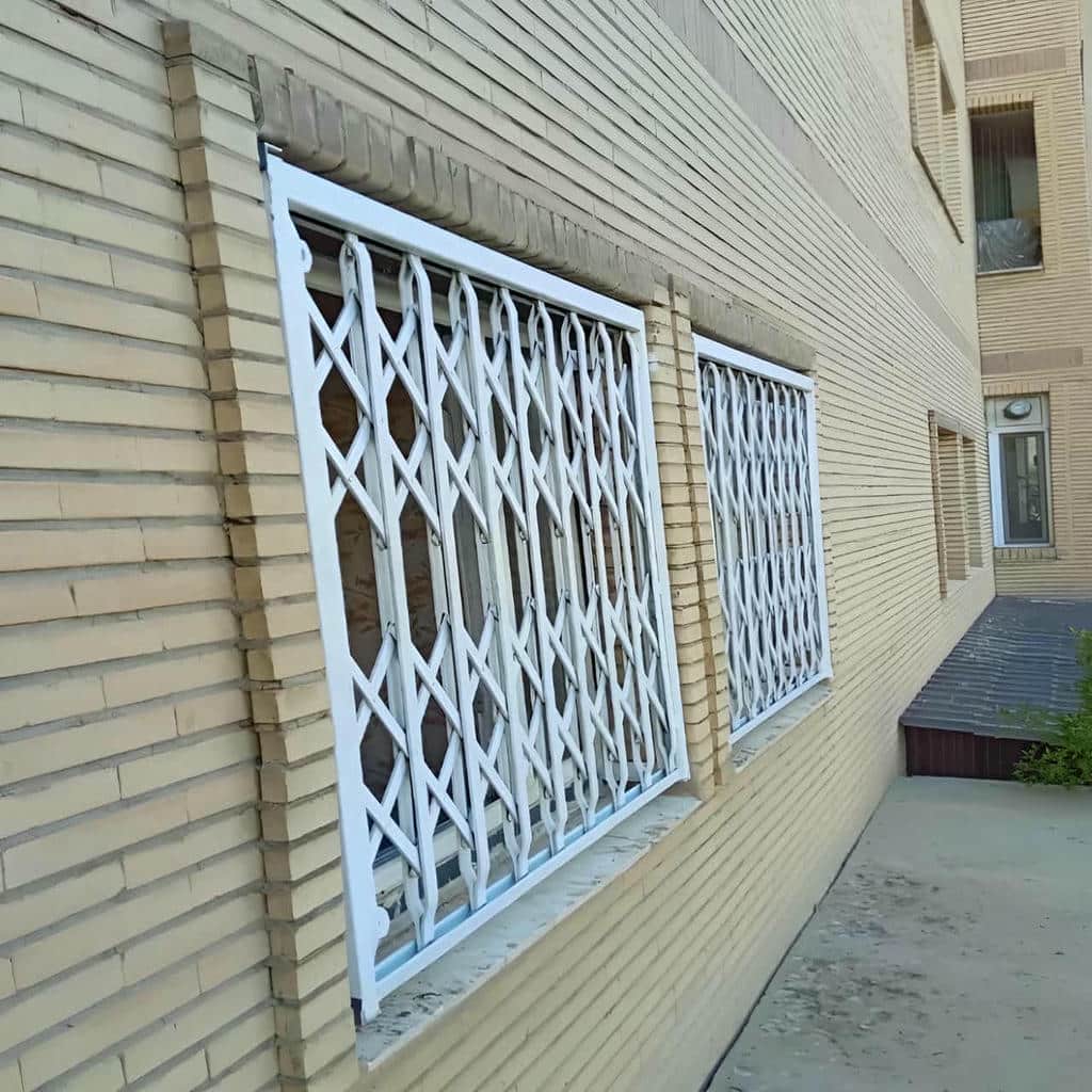 گارد پنجره ساری طراحی لولایی
